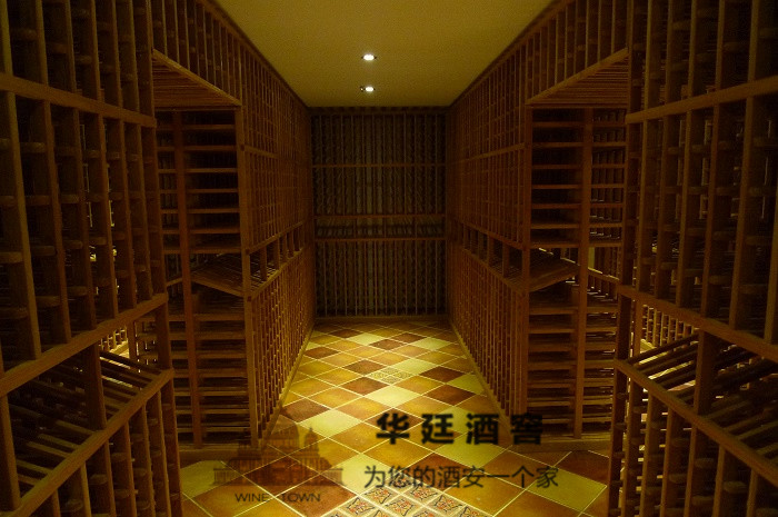 南京雨润集团酒窖3
